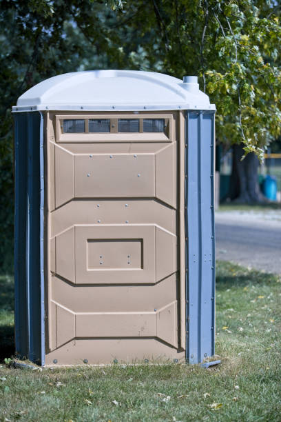 Best Portable bathroom rental  in Kenmore, NY